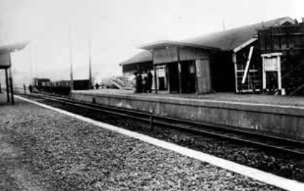 開業間もない昭和初期の元住吉駅ホーム