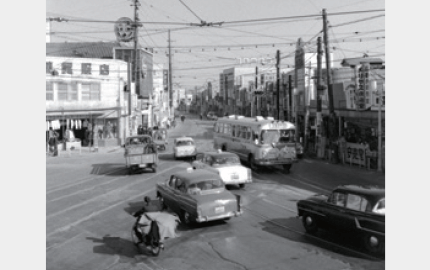 玉川線 三軒茶屋交差点付近 1960（昭和35）年1月15日撮影