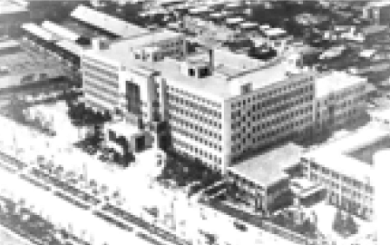 上空から眺めた戦前の大阪府庁近辺