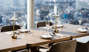 stereo_table